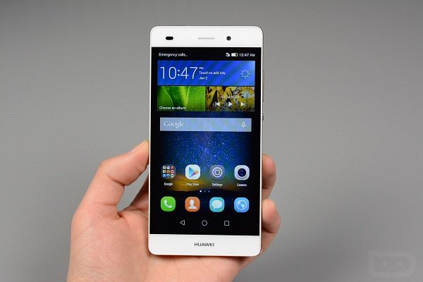 Huawei P8 Lite Chính hãng có màn hình 5 inch với tấm nền IPS cao cấp